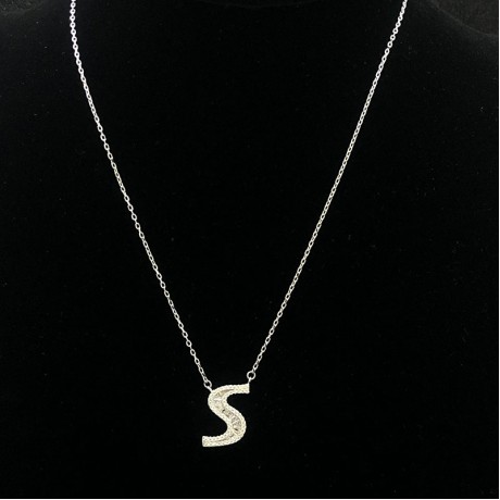 Alphabet pendant "S"