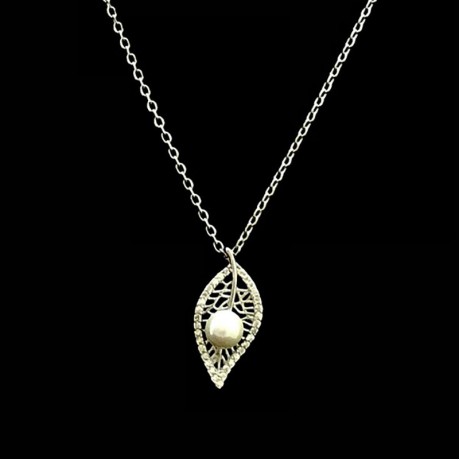 Pearl Leaf pendant