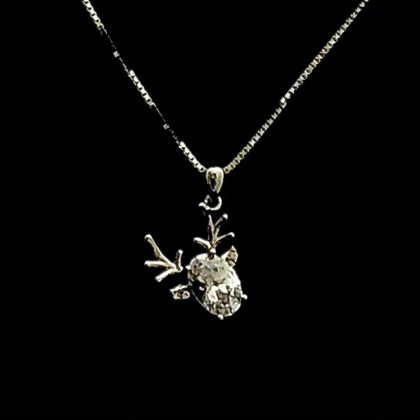 Reindeer Solitaire pendant