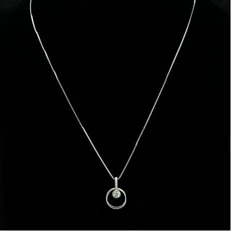 Hanging Solitaire pendant 