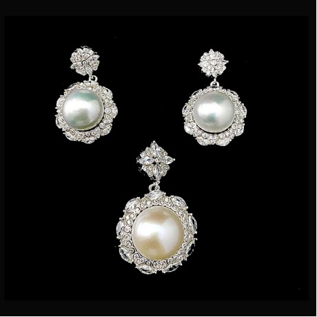 Real Pearl pendant set 9