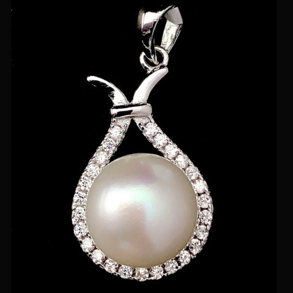 Real Pearl pendant 03