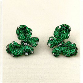 emerald green earrings