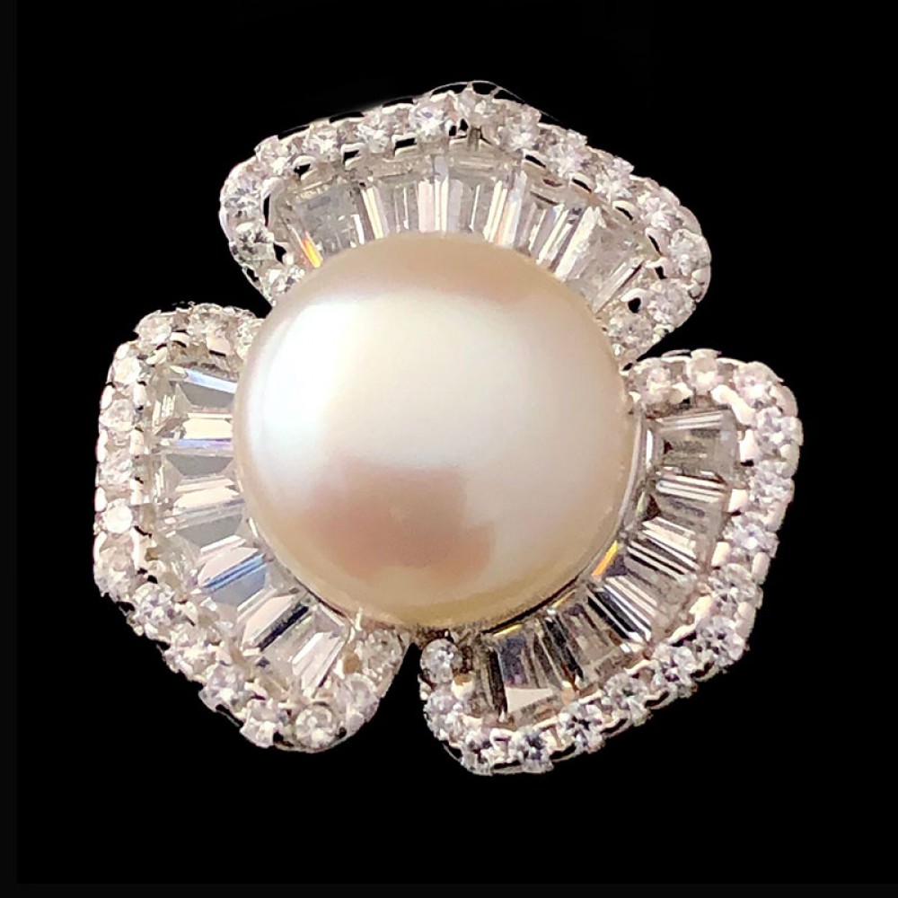 Real Pearl ring