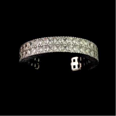 Eternity band ring